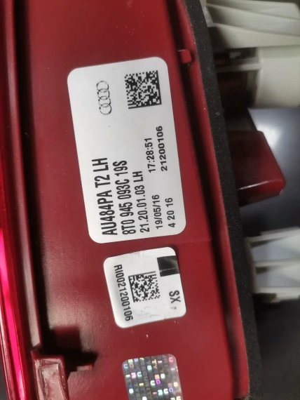 Цялостни OE LED стопове Audi A5 8T Facelift