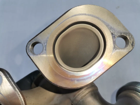 7843780 Exhaust manifold 2012-2020 BMW S63 1 4 6 7