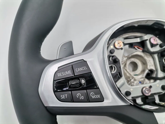 New M Sport steering wheel G06 BMW G30 G31 G05 X6