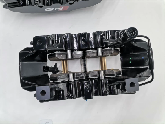 Нов 420615107E 420615108E Спирачен Апарат Audi R8