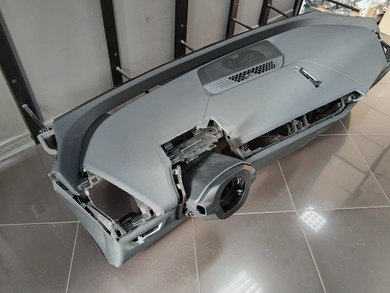 NOWOŚĆ Deska rozdzielcza BMW IX I20 Czarna skóra BMW IX I20