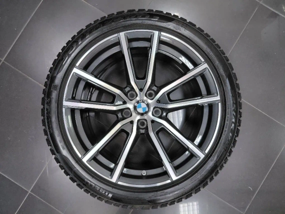 18" BMW Style 780 rims Pirelli RDC G20 G21 G22 G23