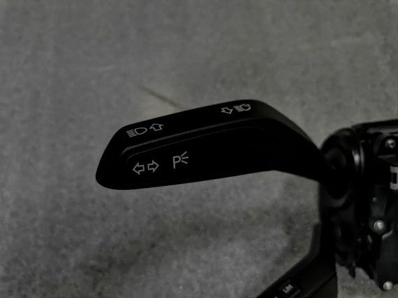 New 4N0907129KL OE Audi steering column switch