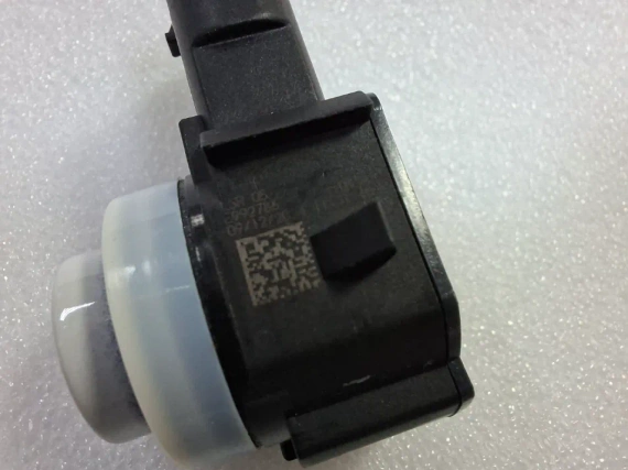 5B53931 Нов парктроник PDC BMW USS 60 / 4 pin