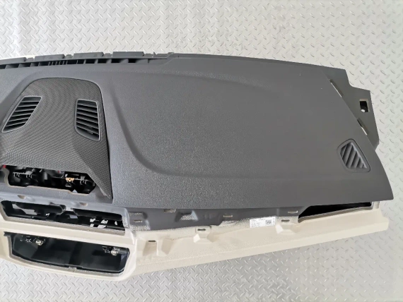 Neu Armaturenbrett BMW 5 G30 G31 Lci HUD Elfenbein