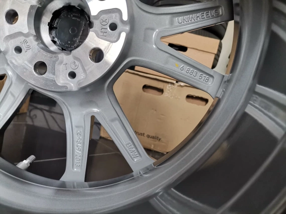 NOWE 17" OE Koła BMW Styl 776 Opony Letnie Czujniki BMW G20 G21 G42