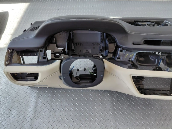 Armaturenbrett für BMW 7er G11 G12 mit Head Up