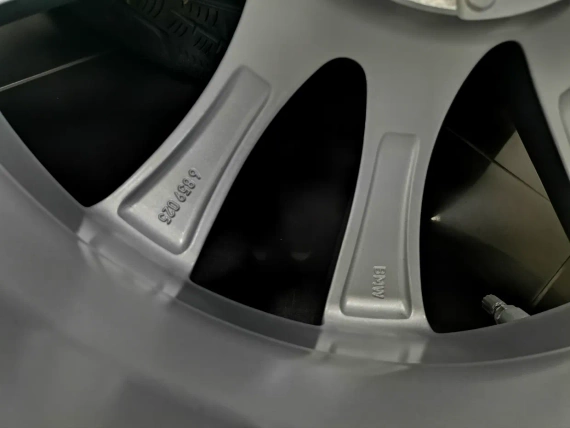 17" felgi BMW 395 opony czujniki BMW F30 F32 F34
