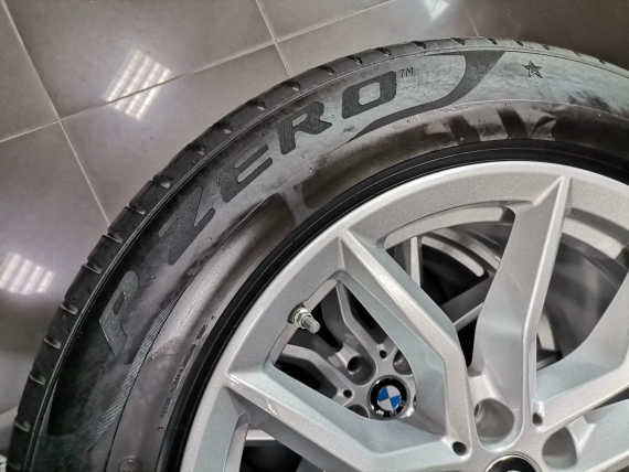 19" Sommer-Kit BMW Felgen Style 734 Reifen Pirelli Sensoren BMW X5 G05 X6 G06