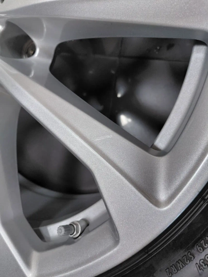 20" BMW Style 750 Winterrader TPMS BMW X7 G07