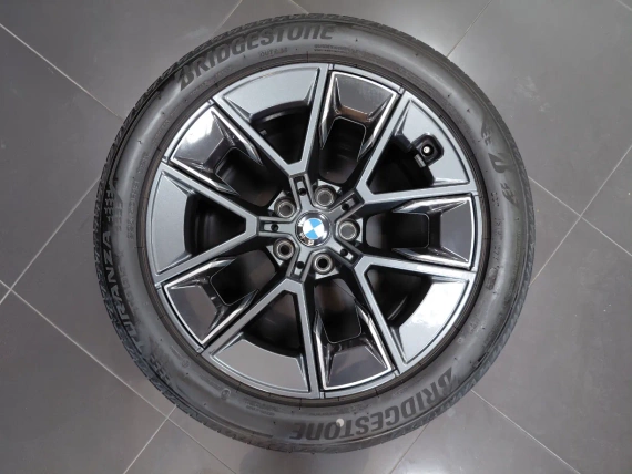 18" felgi BMW Style 854 oponami BMW i4 G26 G20 G22