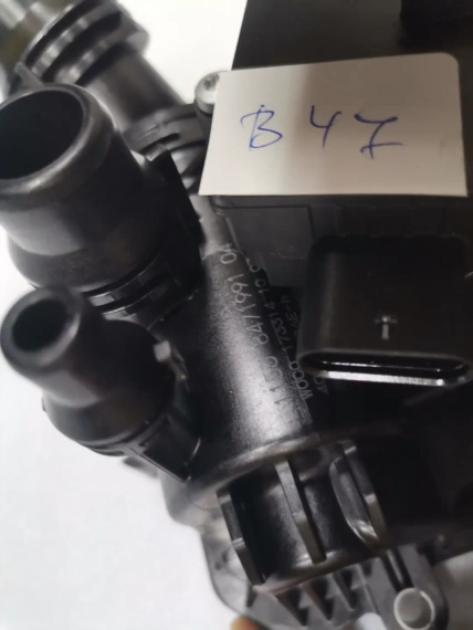 8471991 BMW 5 G60 X3 G45 B47D20B TERMOSTAT