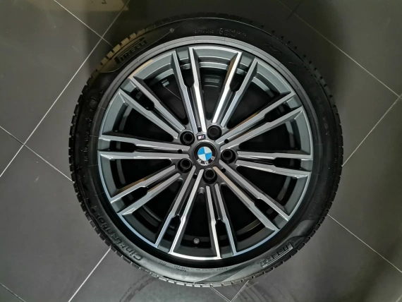 18" Летен К-т BMW Джанти M 790 Гуми G20 G22 G42