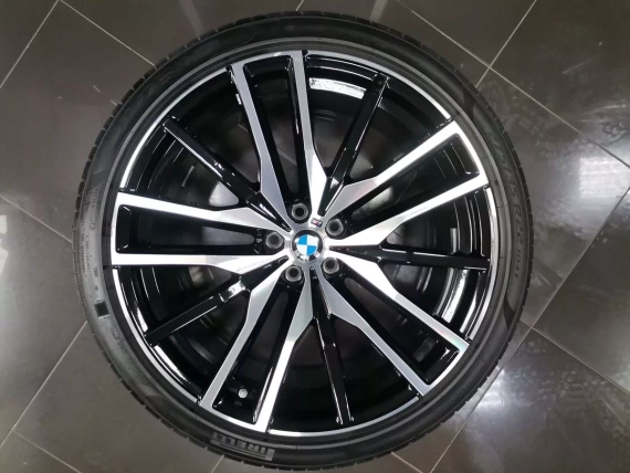 22” Летен К-т БМВ Джанти Style M742 Гуми Pirelli Датчици BMW X5 G05 X6 G06