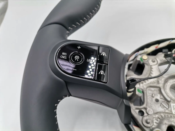Untamed Steering Wheel OE Mini F60 F54 F55 F56 F57