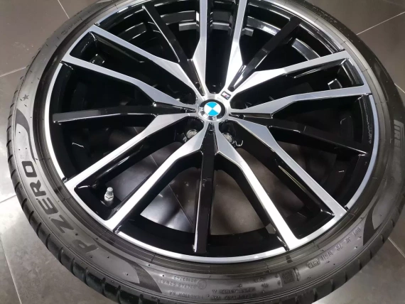 22” Летен К-т БМВ Джанти Style M742 Гуми Pirelli Датчици BMW X5 G05 X6 G06