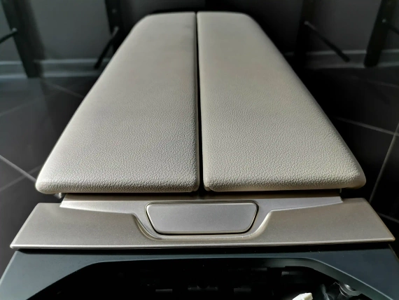 Central Console BMW IX I20 I 20