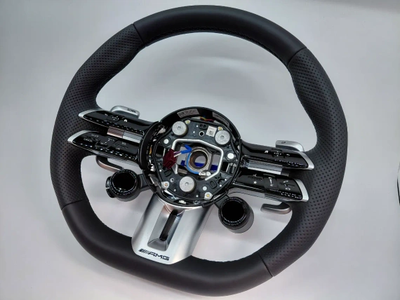 Neues AMG Sportlenkrad Mercedes W206 W223 W167