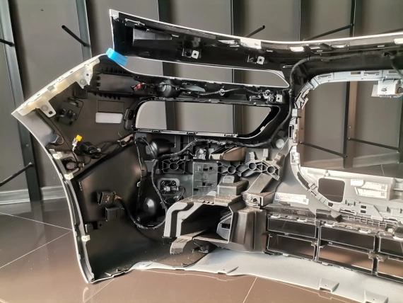 Zderzak Przedni BMW 7 i7 G70 Basis Pakiet Chrom Komplet - A45