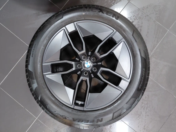 20" Felgen 1002 Sommerreifen Sensoren BMW IX i20