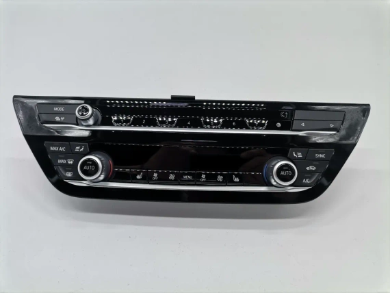 Нов 5A48005 Климатик Аудио Панел BMW G30 G31 Lci