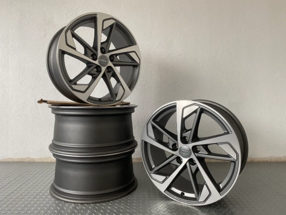 Nowe 8W0601025EK 18 cali OE felgi Audi A4 S4 A6 Q5