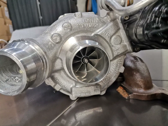 8631904 Turbocharger BMW 3 4 5 6 x3 x4 x5 x6 3.0i