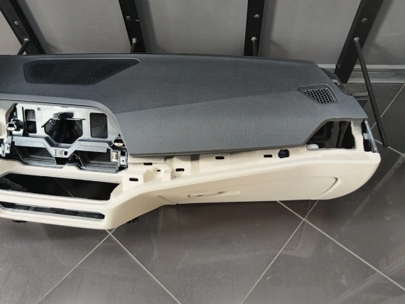 NOWA Deska Rozdzielcza BMW 3 G20 G21 G22 G23 G26 i4 - HUD - ORYGINALNY