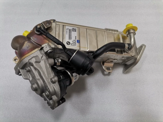 8599834 BMW F40 116d F45 F46 LCI 216d X1 F48 16d B37B AGR Abgas Kühler RDE 480km