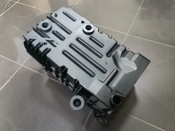 Nowy filtr powietrza OE 8S0129601 Audi A3 3 RS3 8Y