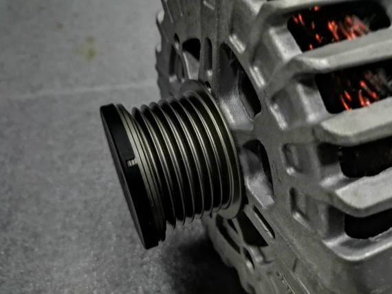 Нов 7852129 Генератор 250a BMW S63 F90 F91 M5 M8