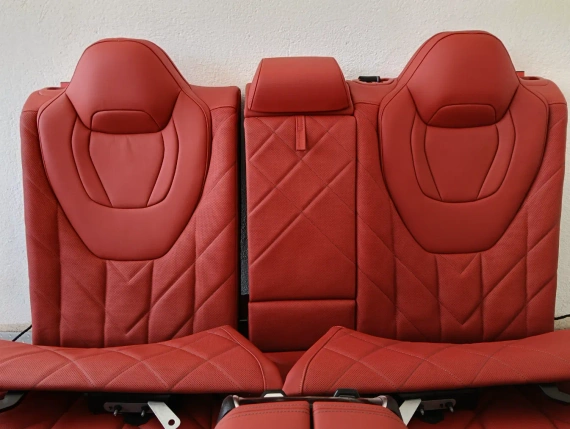 Neue Innenausstattung BMW XM X8 G09 Individual Car