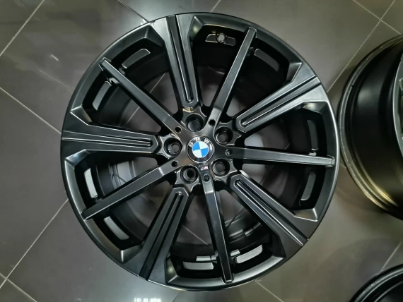 20" Oryginalne felgi BMW Styl 748 M Czujniki BMW G05 G06 G07 X5 X6 X7