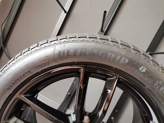 Zestaw zimowy 18" Goodyear Opony + Felgi + RDCi BMW G30 G31 G30 G31 Style M662