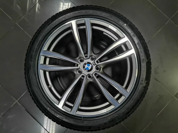 19" Koła BMW 647 M Nowe Opony Michelin Czujniki BMW G30 G31 G32 G11 G12