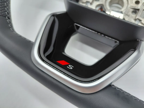 85E419091BL Neues Lenkrad Audi A6 E-tron Q6