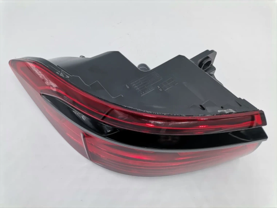 Нов 4N0945207L Audi S8 A8 4N D5 OLED Ляв Стоп