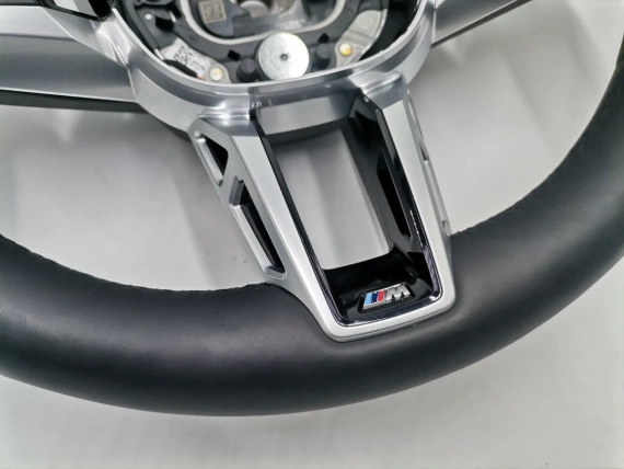 Нов M Sport волан BMW X1 U11 2 U06 Пера M Power