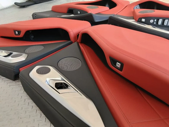 Neue Innenausstattung BMW XM X8 G09 Individual Car