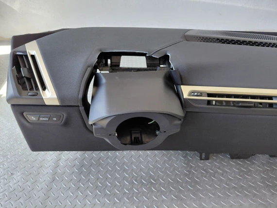 Dashboard for BMW iX I20 with Head Up