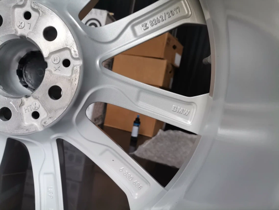 20" calowe jak nowe felgi BMW Style 750 z czujnikami BMW X7 G07