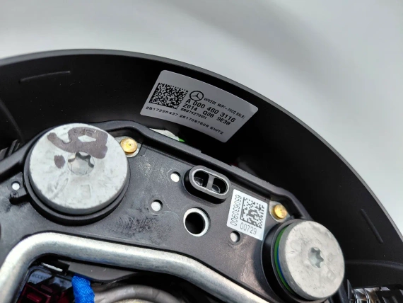 Nowa kierownica AMG Line do Mercedesa A0004603416