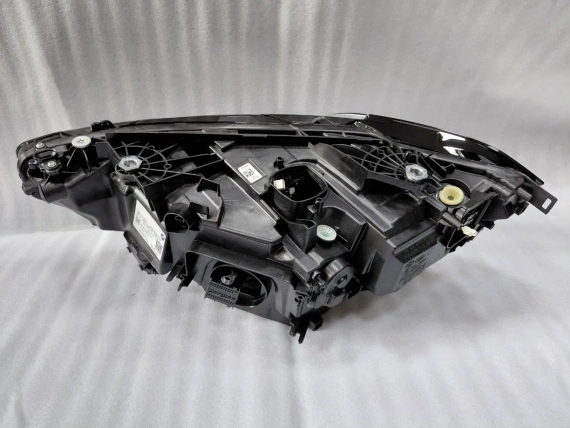 9851036 Neu rechter LED Scheinwerfer G22 G23 G26 G