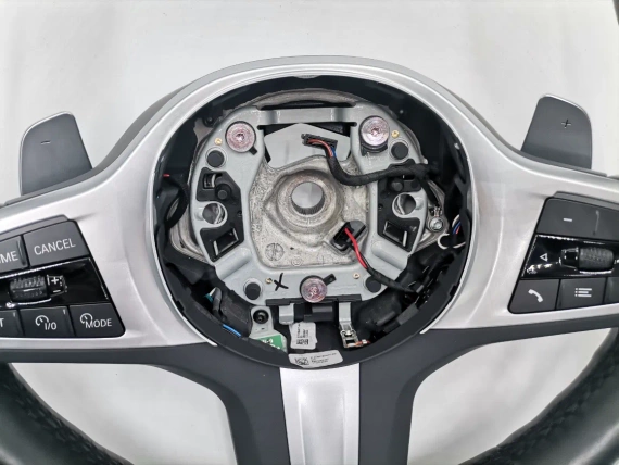 Нов M Sport волан G06 BMW G30 G31 G05 G11 G15 G01