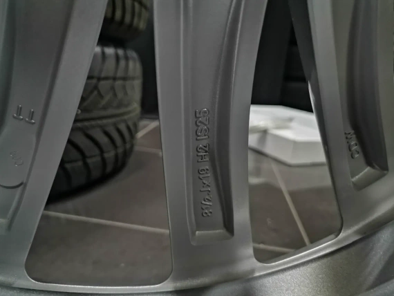 Zestaw zimowy 19" BMW Koła Styl 620 Opony Goodyear Czujniki 7 G11 G12 5 G30 G60 G32 GT