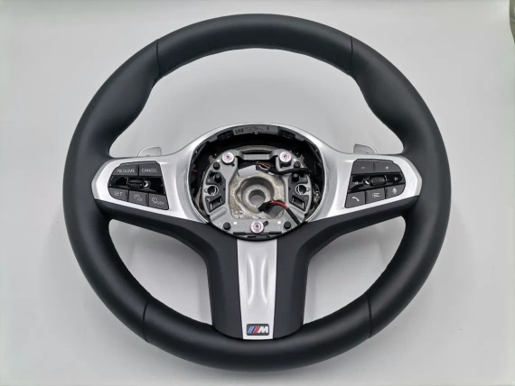 Нов M Sport волан G05 BMW G30 X5 G06 G15 G01 X5 G