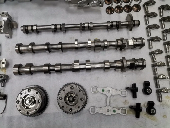 Neu S63B44B Zylinderkopf 5-8 BMW 5 F90 X5 F95 F96