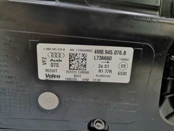 4M0945076B New LED Tail Light Right Audi Q7 SQ7 4M