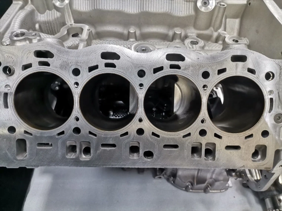 812km Като Нов К-т Блок Вал Бутала S63B44B M5 F95