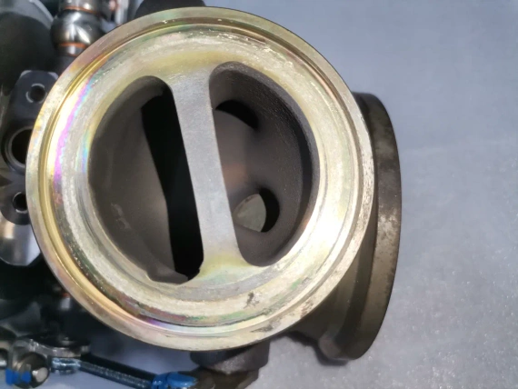 Turbosprężarka 7852372 BMW M5 F90 M8 F91 F95 F96